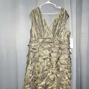 London Times Metallic Gold Textured Midi Dress